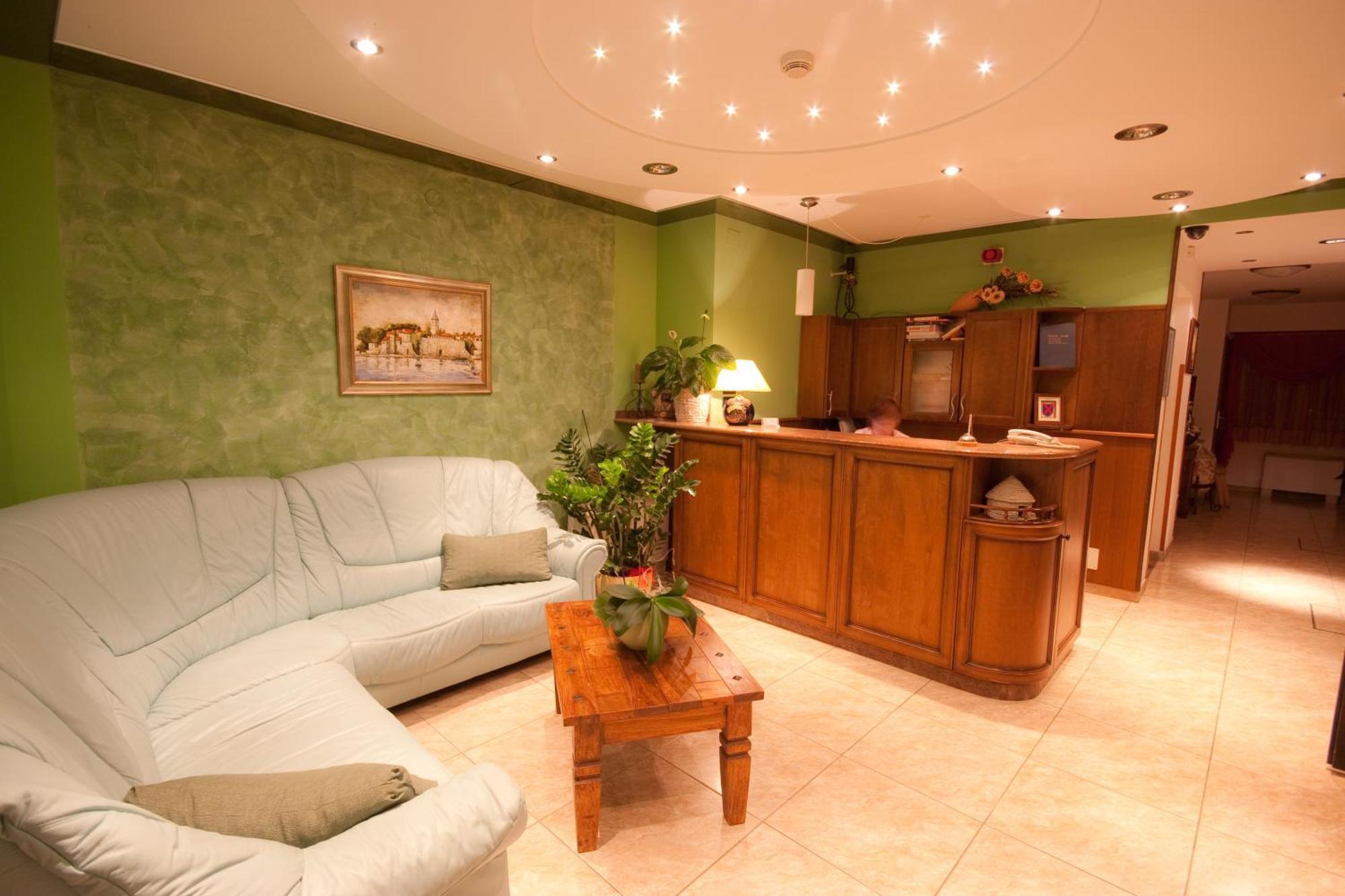 Novigrad Istria Hotel Makin מראה חיצוני תמונה